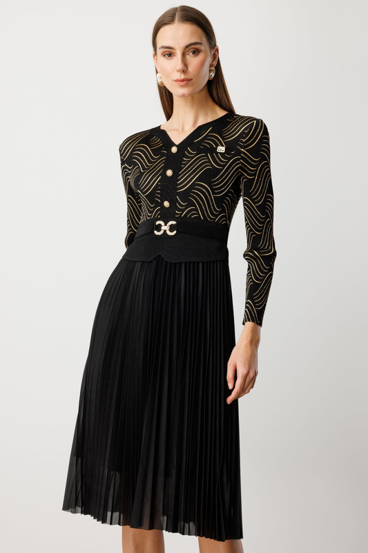 فستان بنقشة إيكول مع إكسسوار معدني للخصر