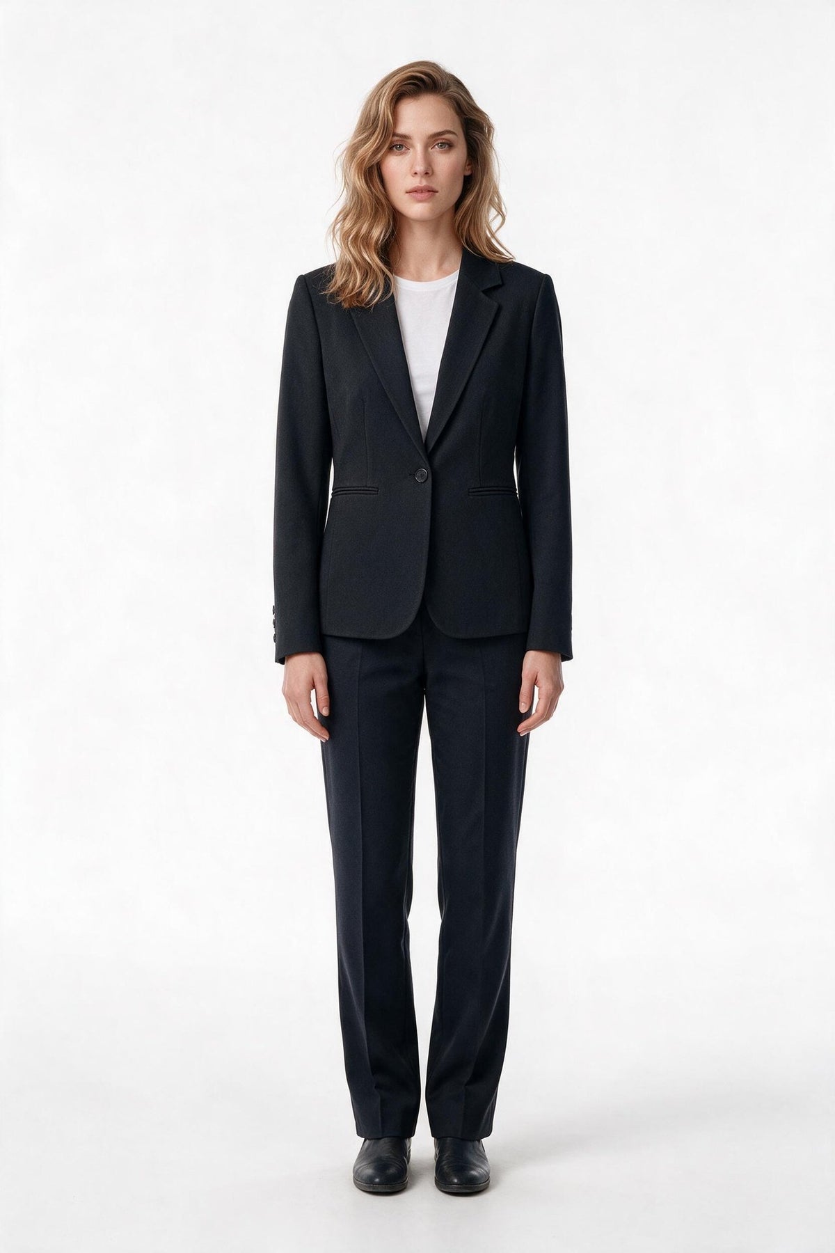 Ekol Kadın Çentikli Yaka Tek Düğmeli Uzun Kollu Blazer Ceket 26KEKL05181