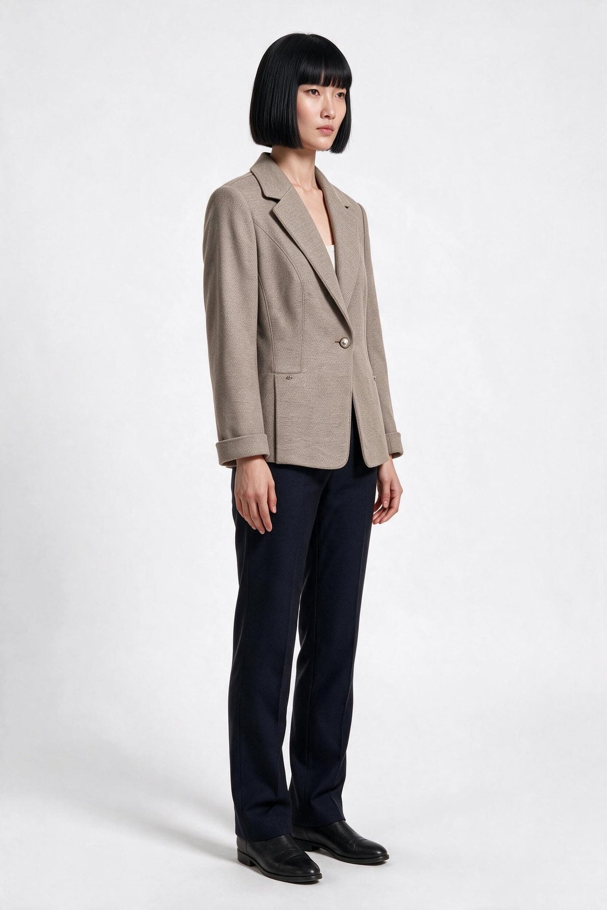 Ekol Kadın Dar Kesim Çentikli Yaka Üç Çeyrek Kol Blazer Ceket
