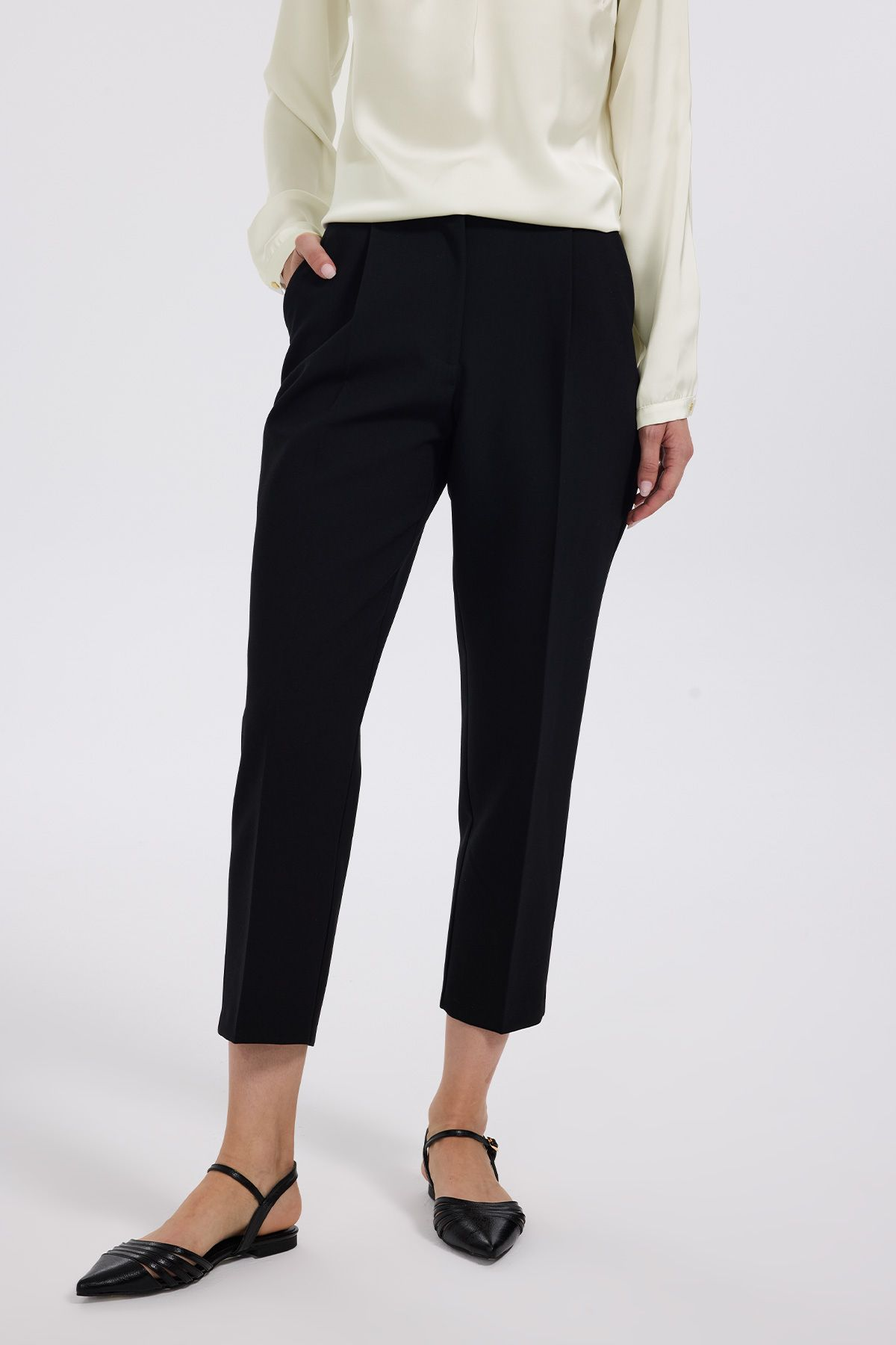 Ekol Kadın Crop Pantolon - Minimalist, Yüksek Bel, Pileli Detay