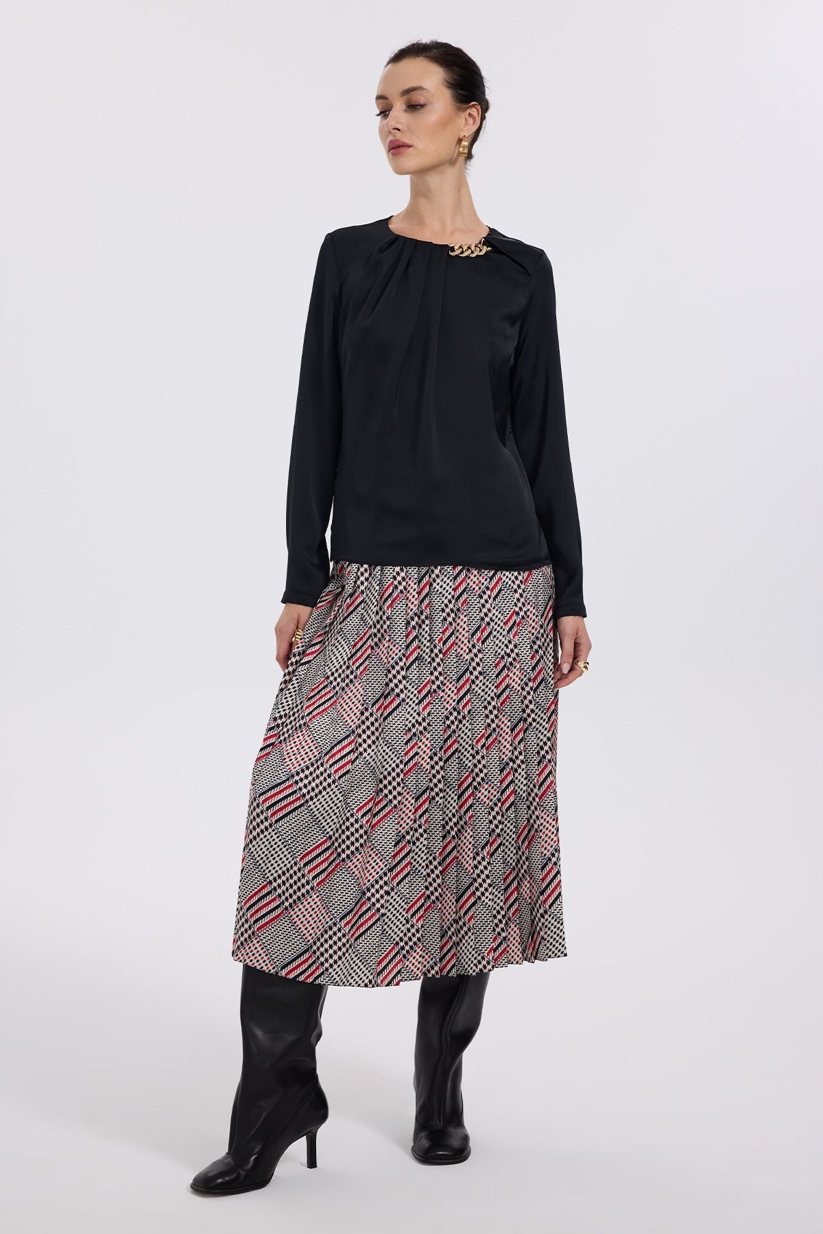 Ekol Minimalist Uzun Kol Saten Bluz - Zincir Detaylı