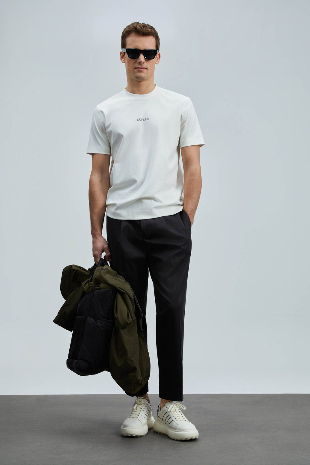 Lufian Oversize Minimalist Yuvarlak Yaka Kısa Kol Erkek T-Shirt