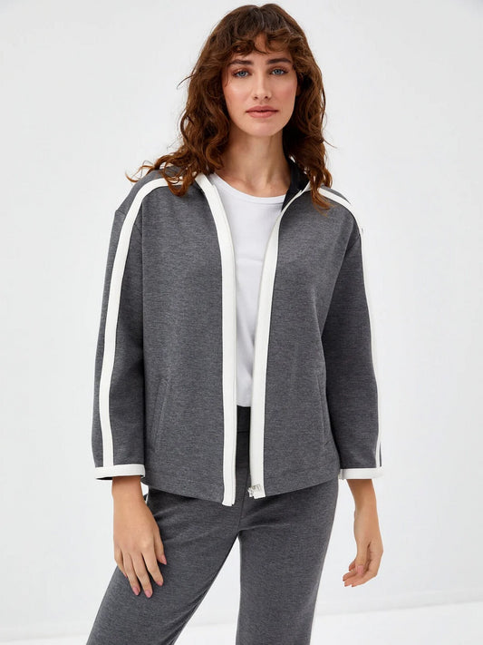 بدلة رياضية للسيدات من Faik Sönmez U68338