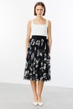 Kadın Desenli Etek Ekol
