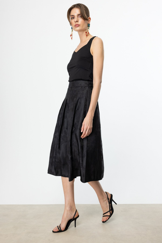 فستان ميدي مطوي بنقشة إيكول