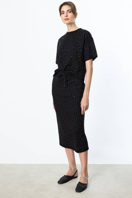 On Beli Lastikli Taşlı Etek