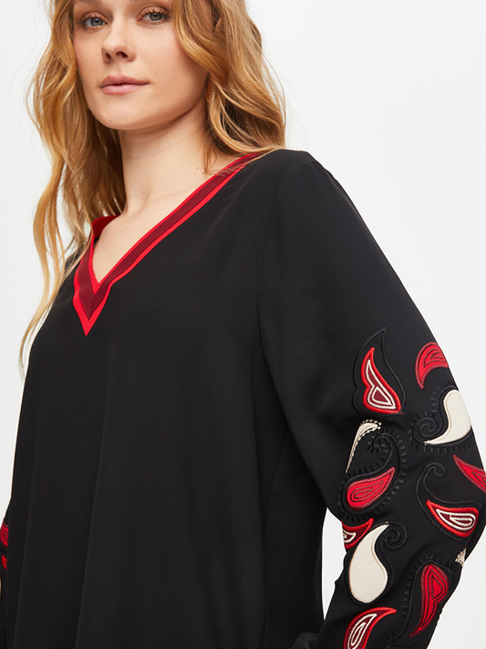 بلوزة فايك سونميز للسيدات U69142