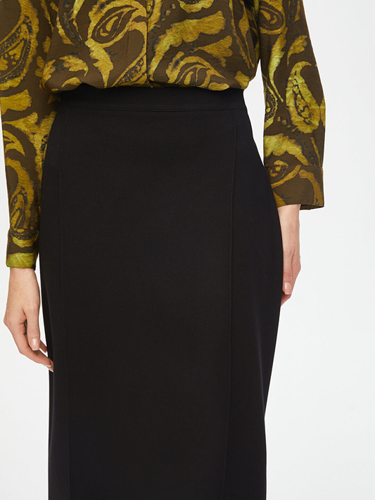 تنورة فايك سونميز للسيدات U69288