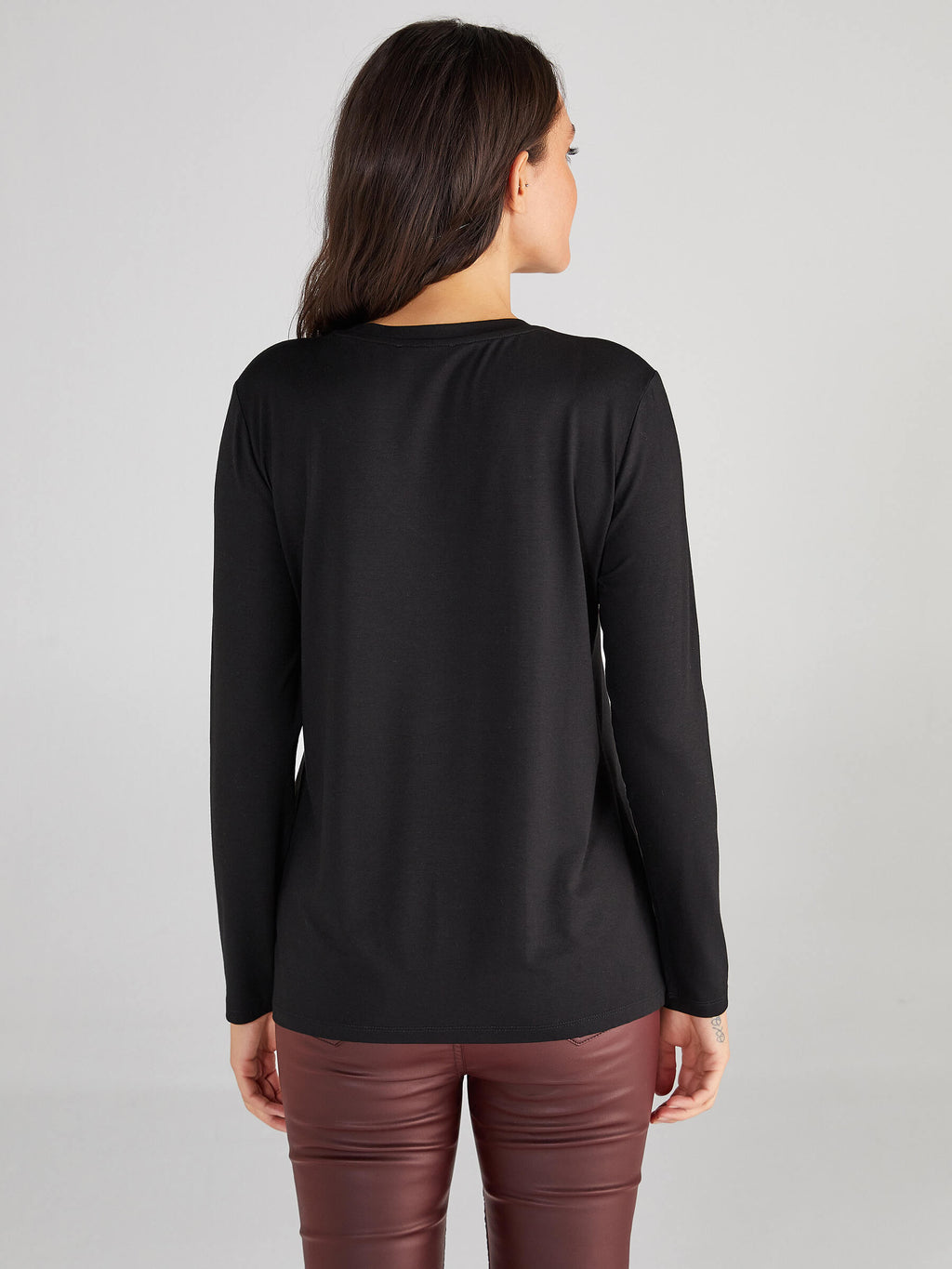 Faik Sönmez Kadın Oversize V Yaka Uzun Kol Minimalist T-Shirt