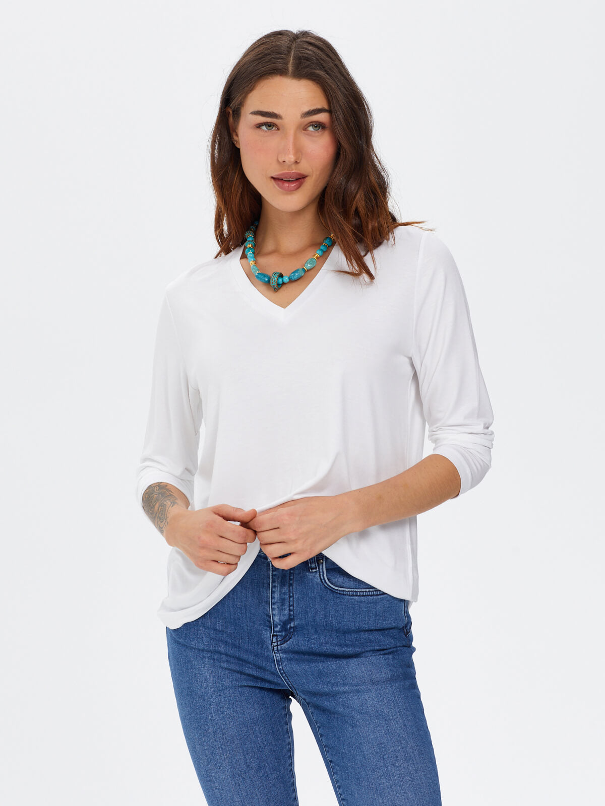 Faik Sönmez Kadın Oversize V Yaka Uzun Kol Minimalist T-Shirt