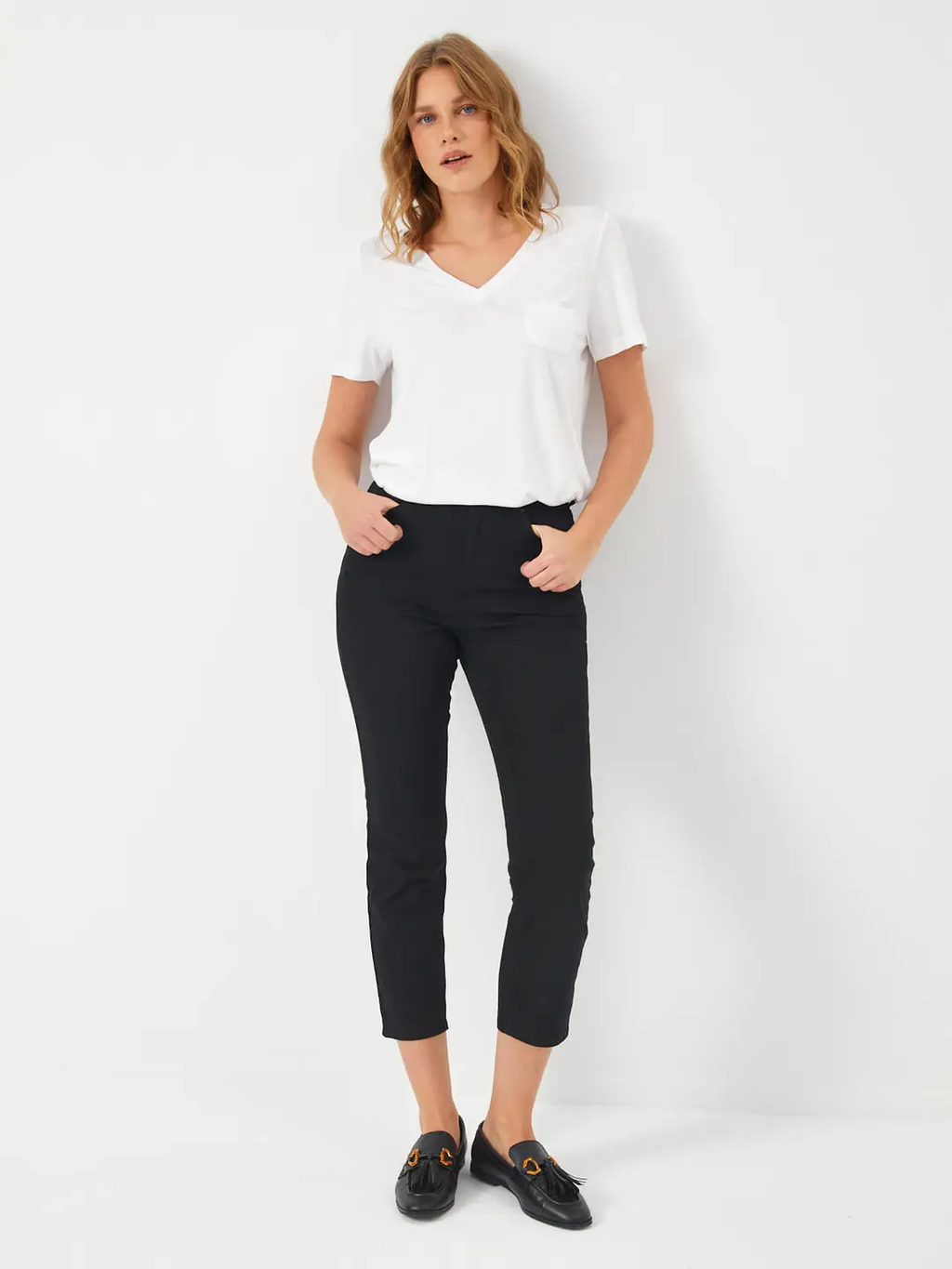 Faik Sönmez Minimalist Crop Pantolon: Günlük Şıklık