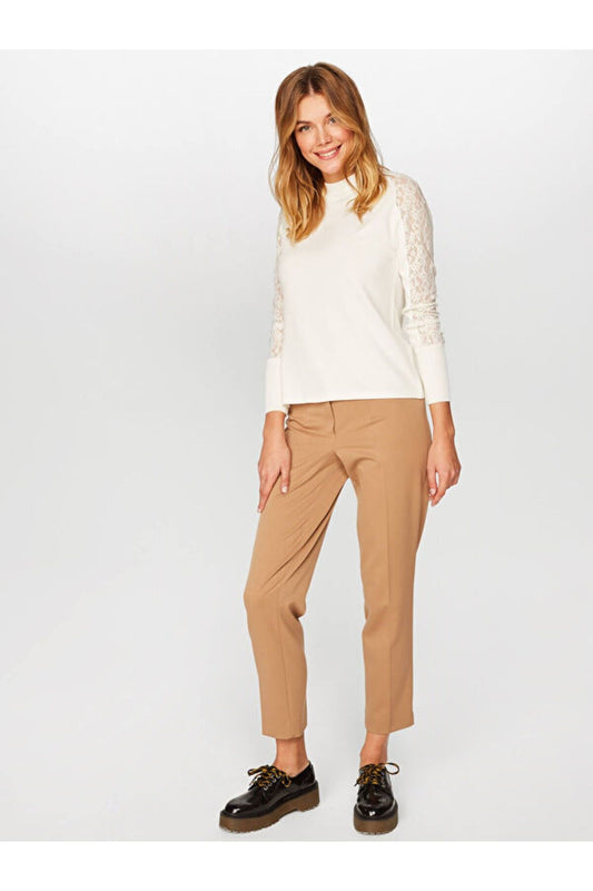 بنطال فايك سونميز للنساء B00048