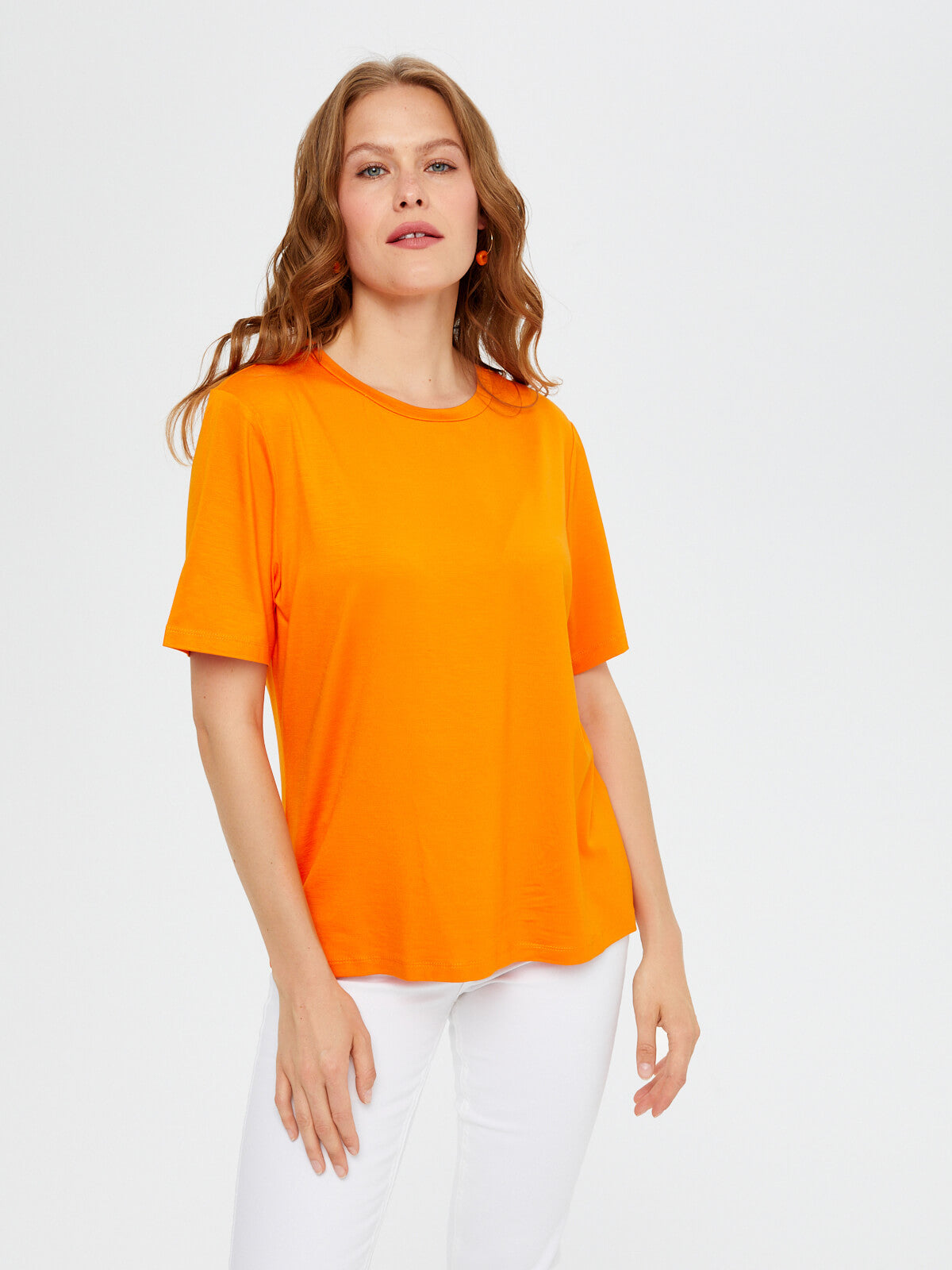 Faik Sönmez Kadın Regular Fit Yuvarlak Yaka Kısa Kollu Viskon Dokuma T-Shirt