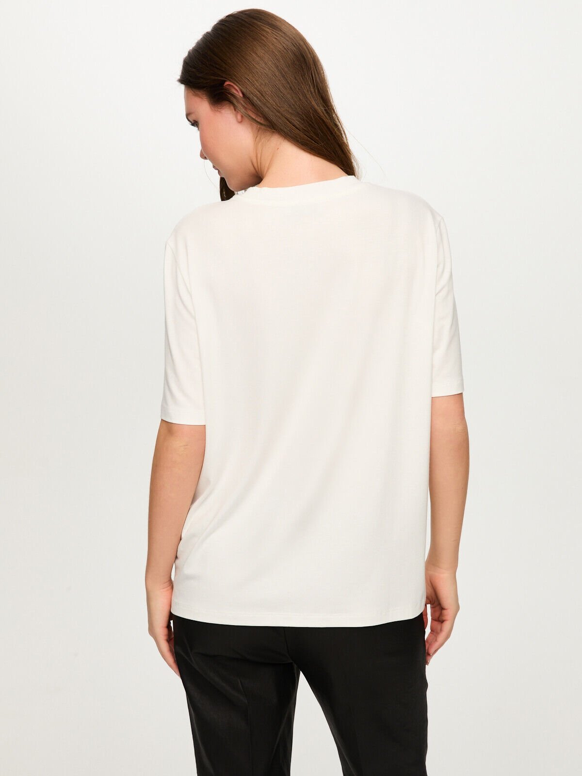 Faik Sönmez Kadın Bisiklet Yaka Regular Kesim Taş Detaylı Örme T-Shirt