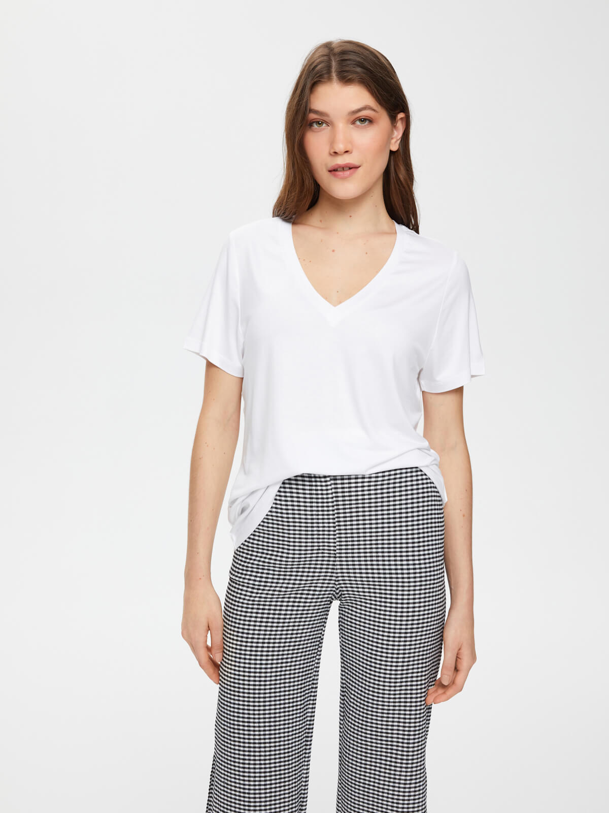 Faik Sönmez Minimalist Oversize V Yaka Kadın T-Shirt - Kısa Kol