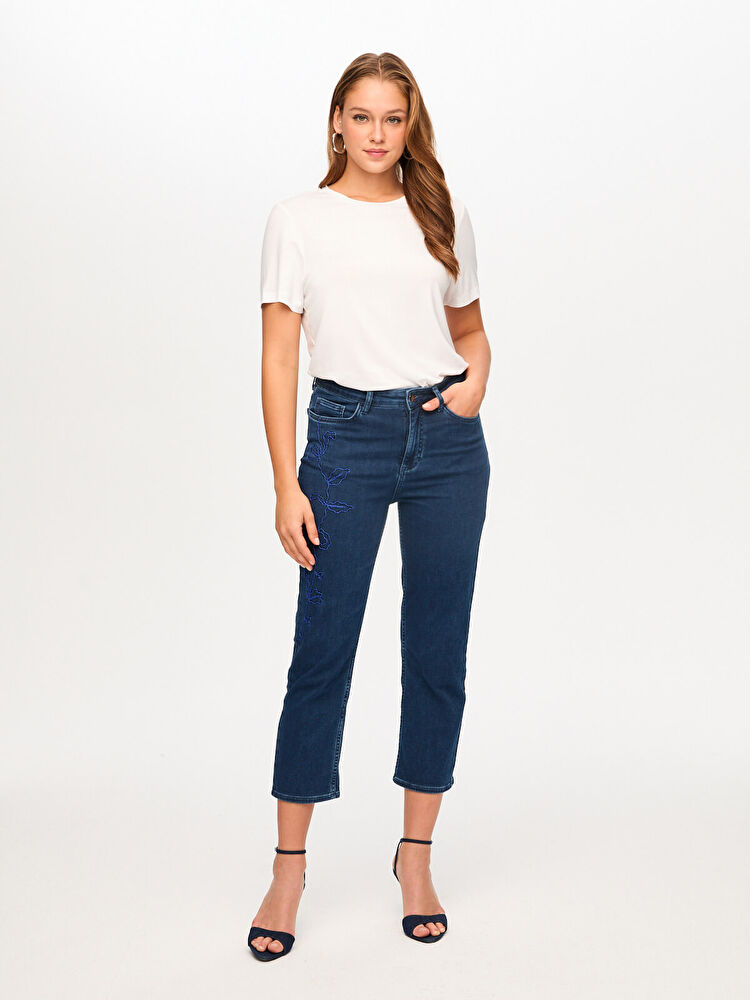 Faik Sönmez Yanı Nakış Detaylı Slım Fıt Jean Capri US26JCP005 Ana görsel