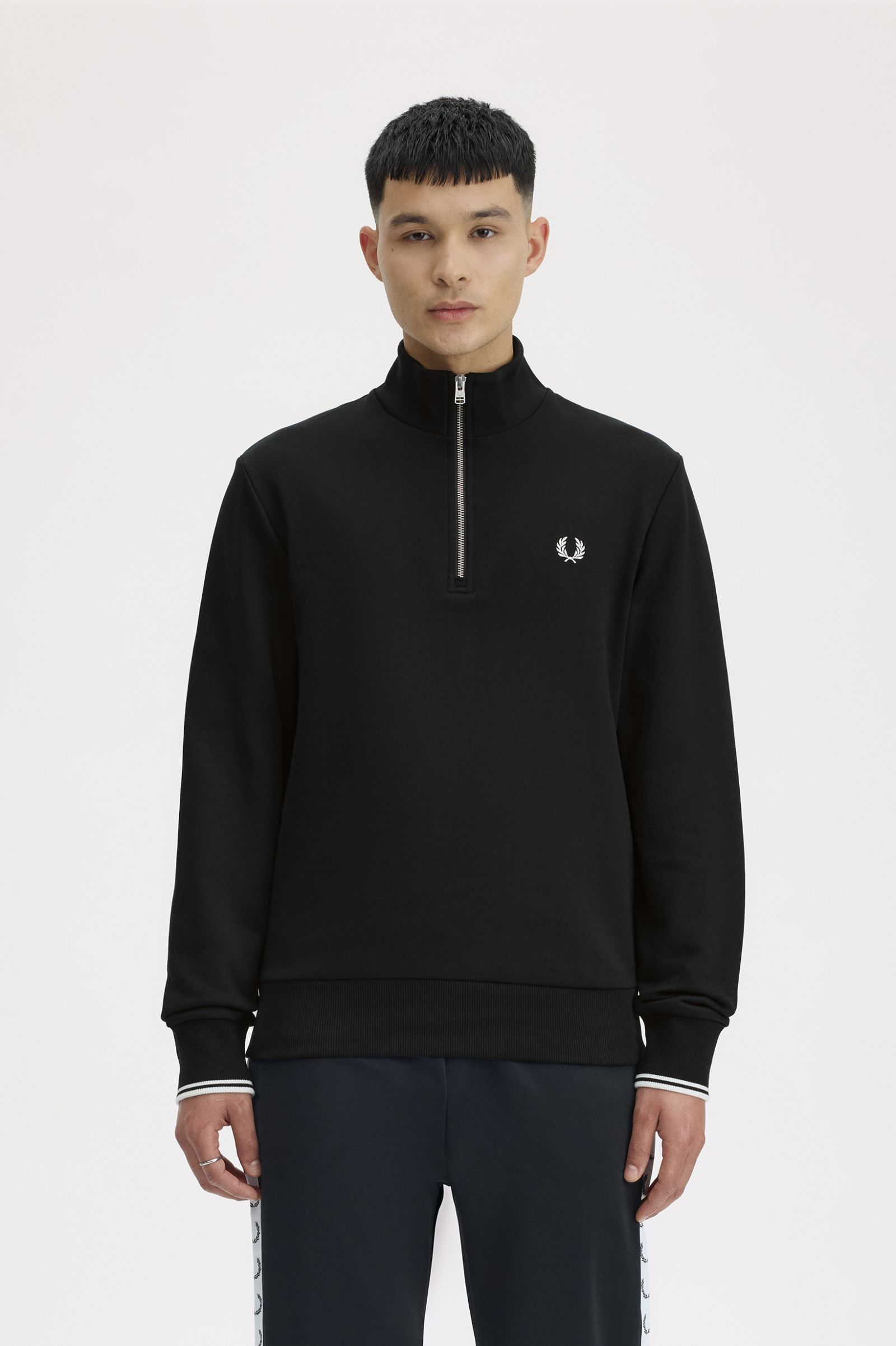 Fred Perry Erkek Sweatshirt M3574-102 Translation missing: tr.content.product_image_main