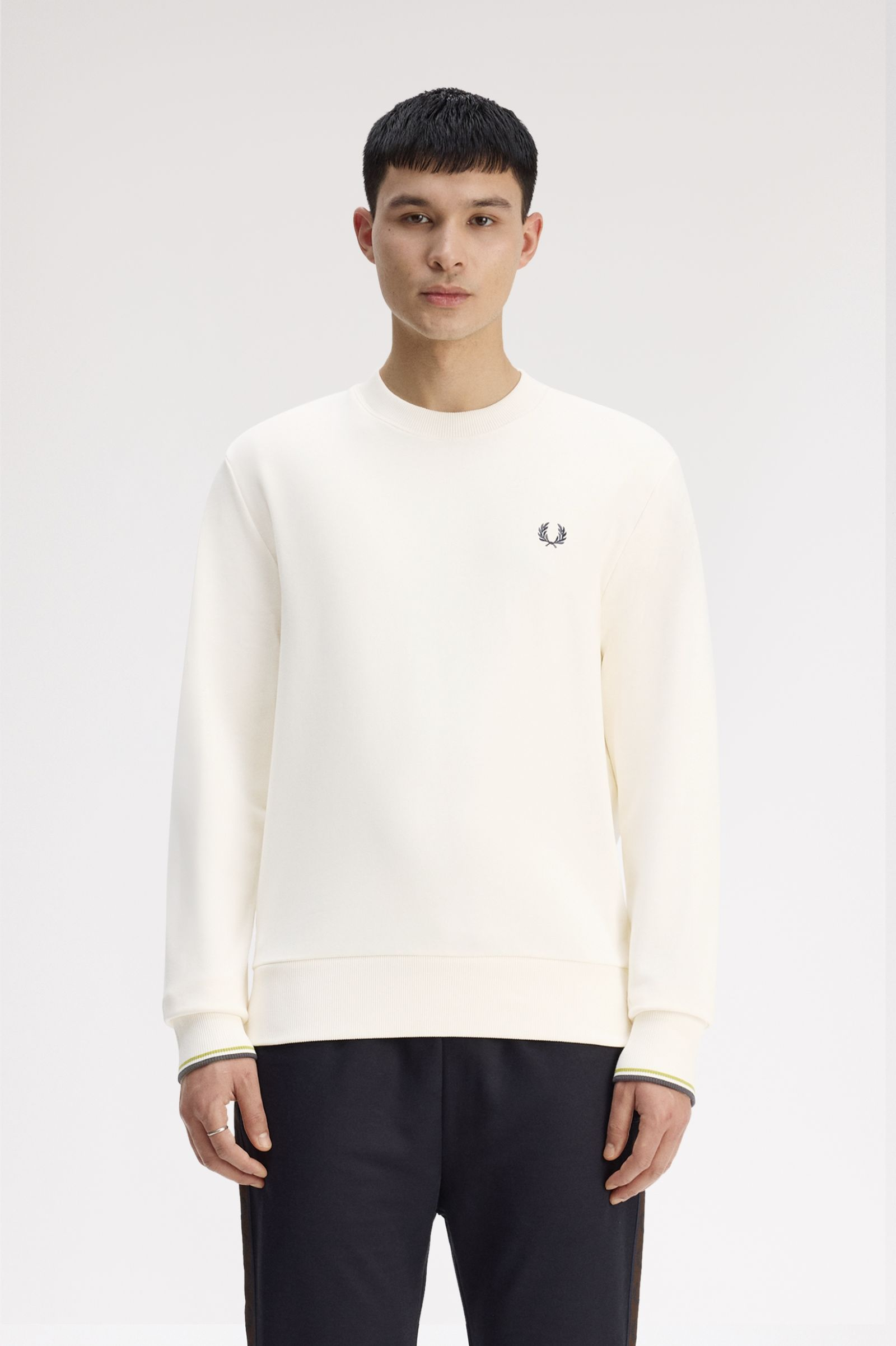 Fred Perry Erkek Sweatshirt M7535-46A Translation missing: ar.content.product_image_main