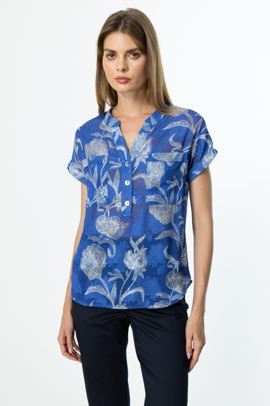 عشرة قمصان منقوشة بياقة صينية