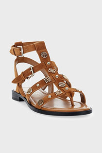 Guess Kadın Gladyatör Tokalı Metal Süslemeli Parmak Arası Düz Taban Sandalet