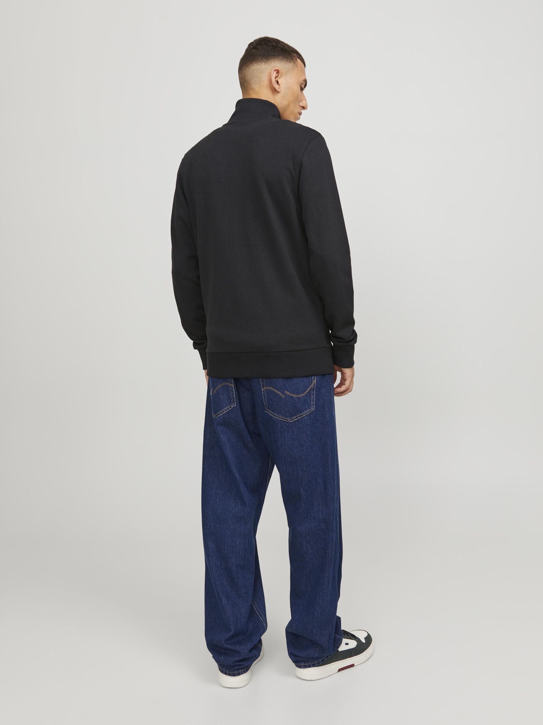 Jack&Jones Minimalist Oversize Fermuarlı Erkek Hırka - Günlük Kombinleriniz İçin Translation missing: tr.content.product_image_secondary