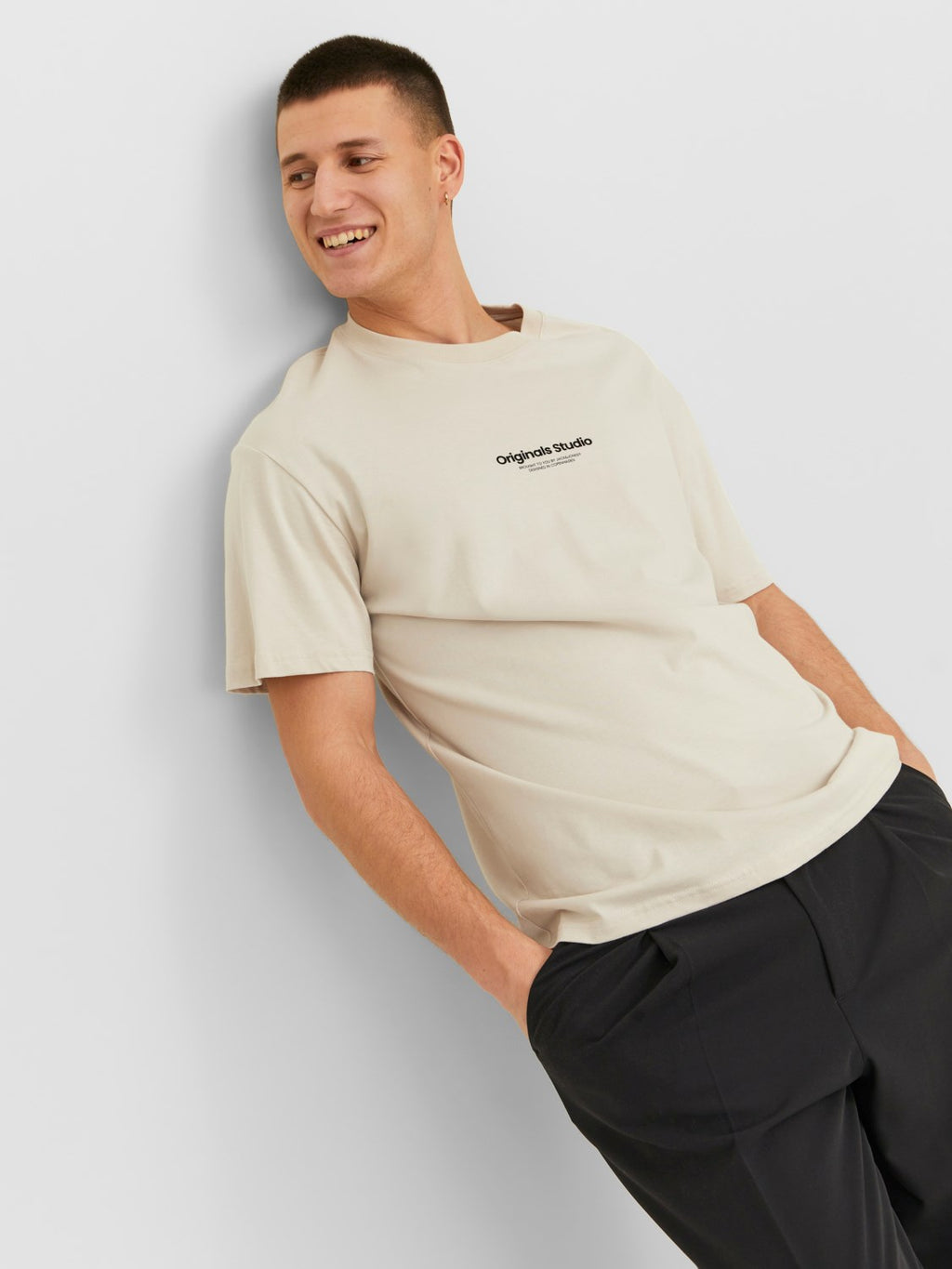 Jack&Jones Oversize Minimalist Erkek T-Shirt - Günlük & Rahat