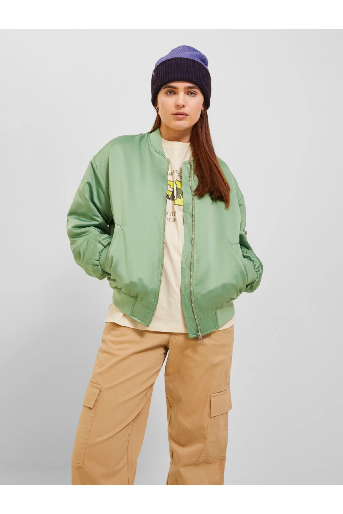 Jack&Jones JJXX Kadın Atkı Bere Seti - Minimalist Tarz - Günlük Kullanım Ana görsel