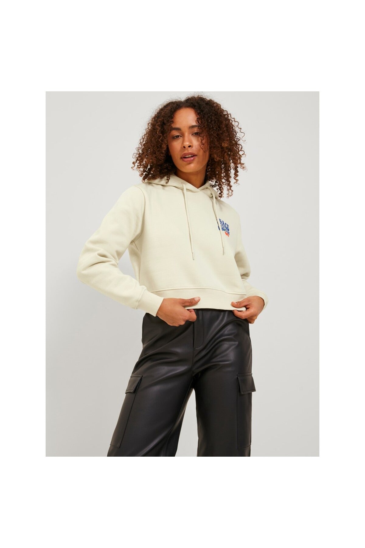 Jack&Jones JJXX Kadın Oversize Crop Kapüşonlu Sweatshirt - Minimalist Stil Translation missing: tr.content.product_image_main