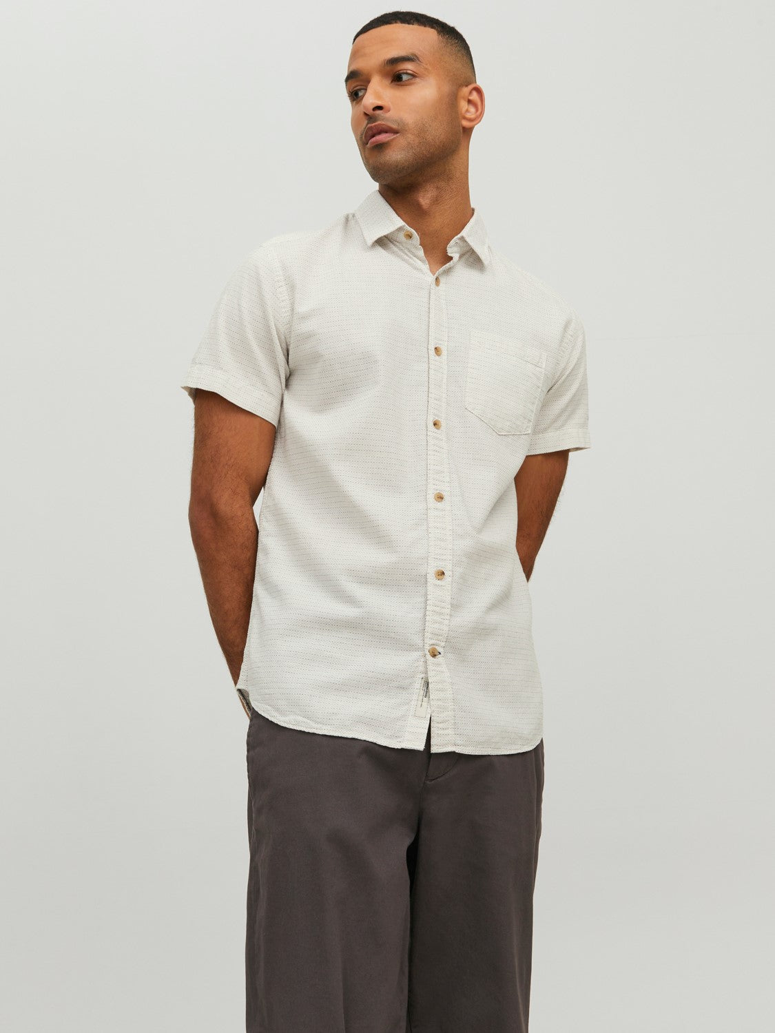 Jack&Jones Minimalist Kısa Kol Erkek Gömleği - Günlük & Rahat İkincil görsel