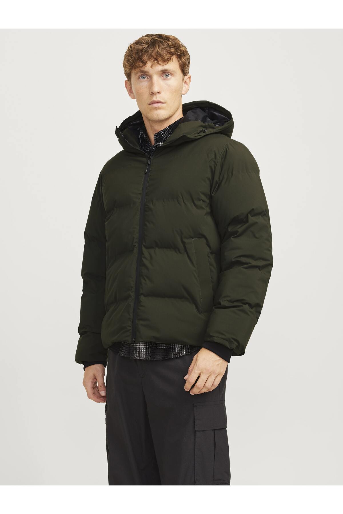 Jack&Jones Oversize Kapüşonlu Şişme Mont - Kışlık Erkek Mont Translation missing: ar.content.product_image_main