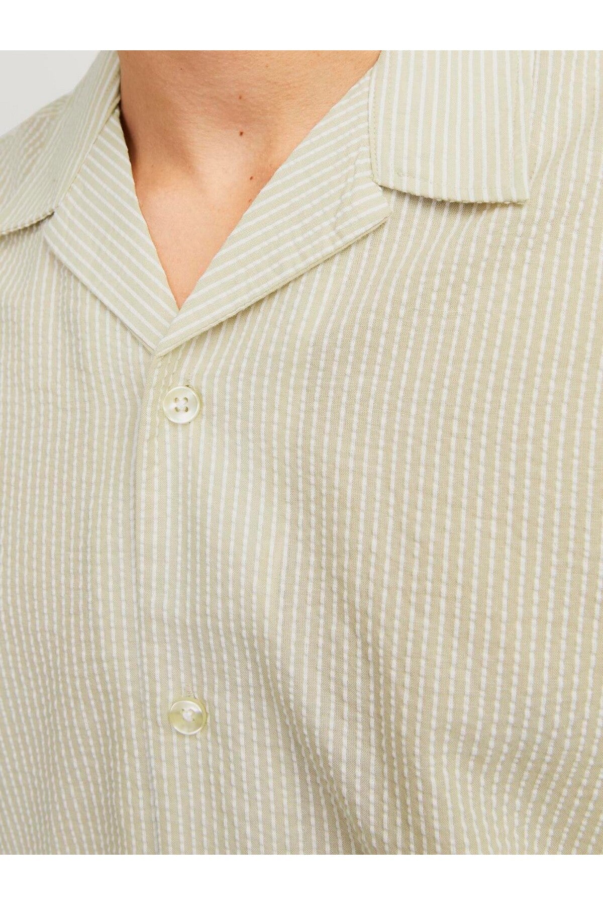 Jack&Jones Oversize Kısa Kol Çizgili Erkek Gömlek - Minimalist