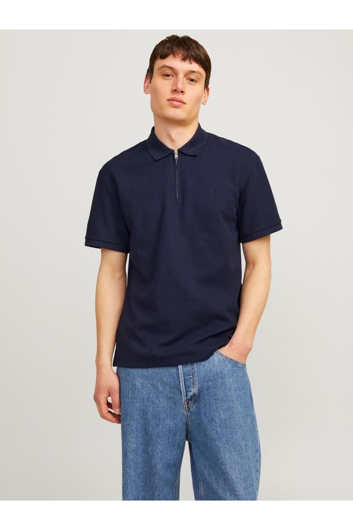 Jack&Jones Oversize Polo Yaka Minimalist Erkek T-Shirt - Kısa Kol Translation missing: tr.content.product_image_main