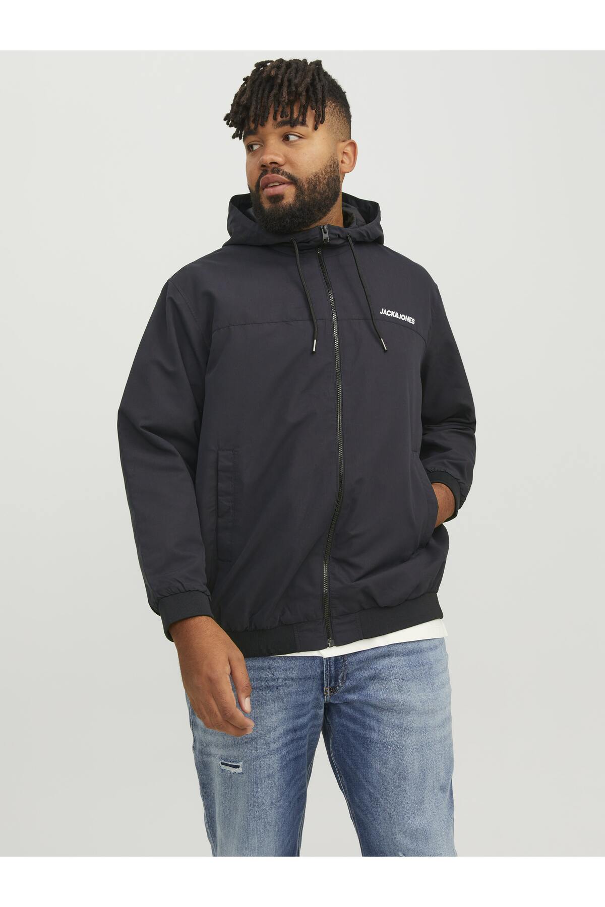 Jack&Jones Plus Oversize Kapüşonlu Erkek Ceket - Minimalist Streetwear Tarzı Translation missing: tr.content.product_image_secondary