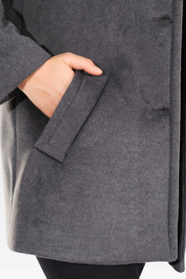 Tolga Saraçoğlu Oversize Midi Kaban - Minimalist Tasarım