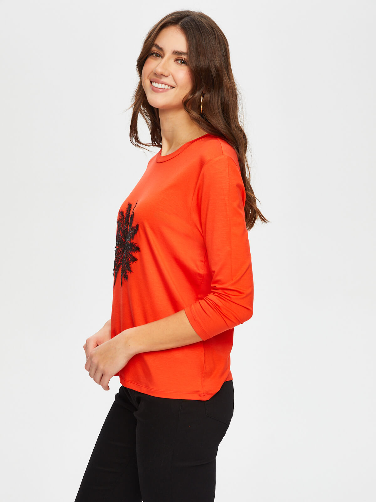 Kadın Önü Çiçek Dantel Aplikeli Yuvarlak Yaka T-Shirt Faik Sönmez