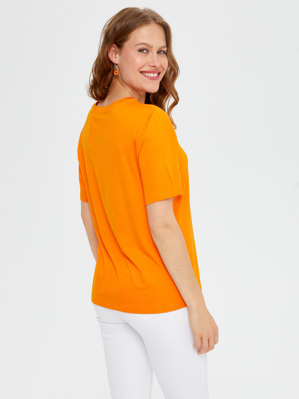 Kadın Yuvarlak Yaka Kısa Kol T-Shirt Faik Sönmez