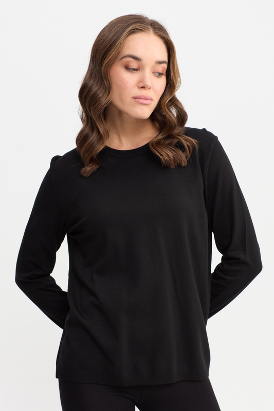 نمط سترة نسائية أساسية برقبة دائرية 