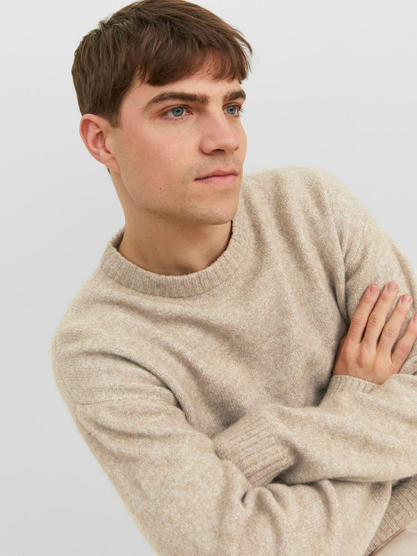 Jack&Jones Oversize Yuvarlak Yaka Erkek Kazak - Minimalist Günlük Stil - Hemen Al!