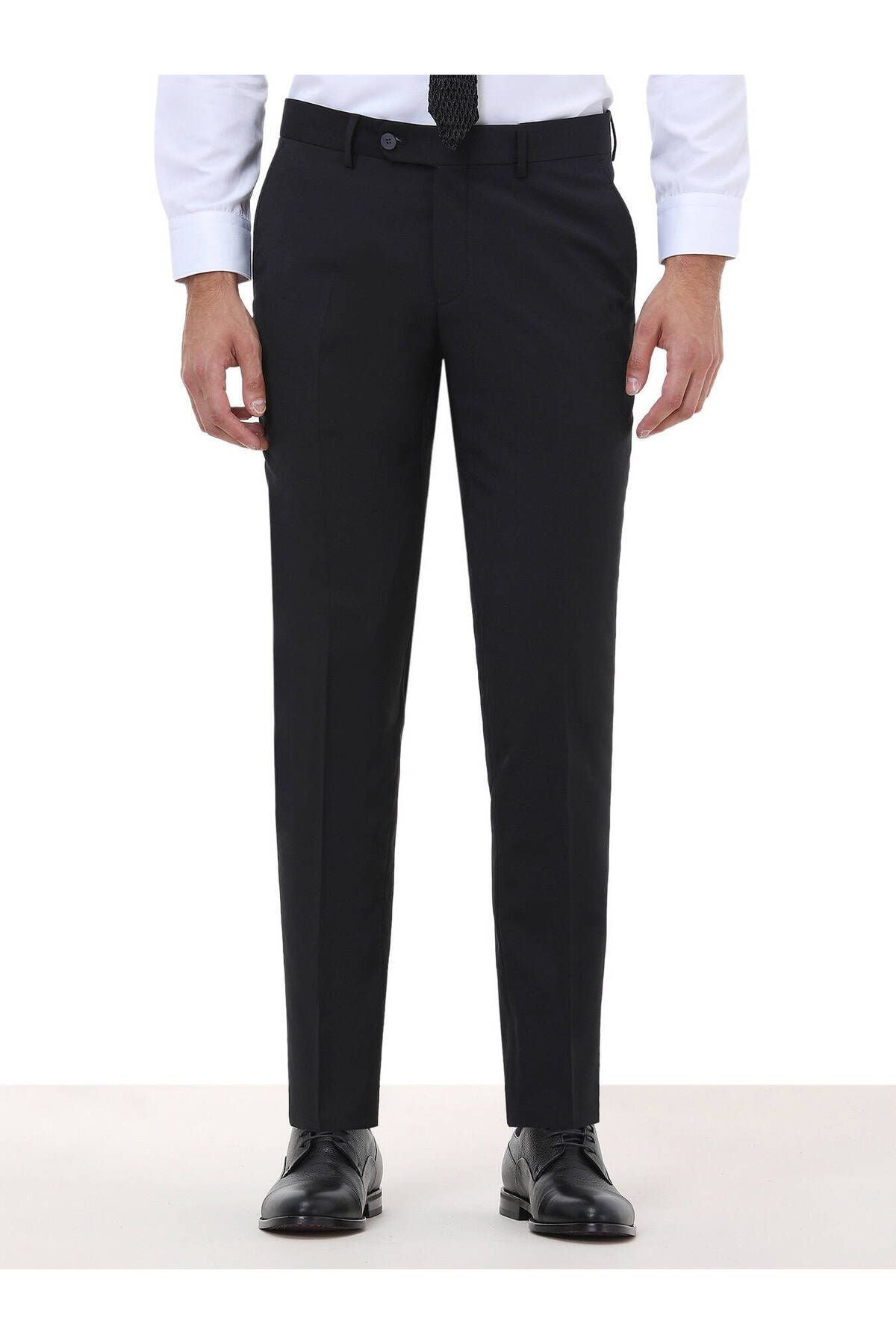Kip Minimalist Regular Fit Erkek Pantolon - Şık ve Rahat Translation missing: ar.content.product_image_secondary