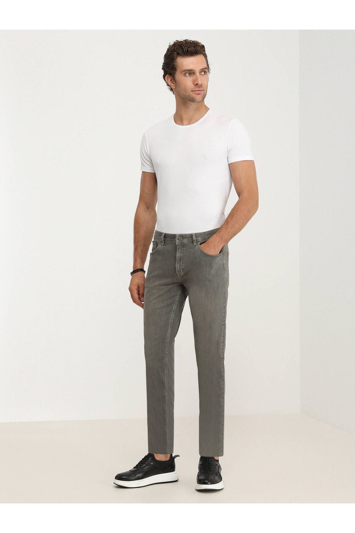 Kip Minimalist Erkek Jean Pantolon - Regular Fit Günlük Kombin Translation missing: tr.content.product_image_main