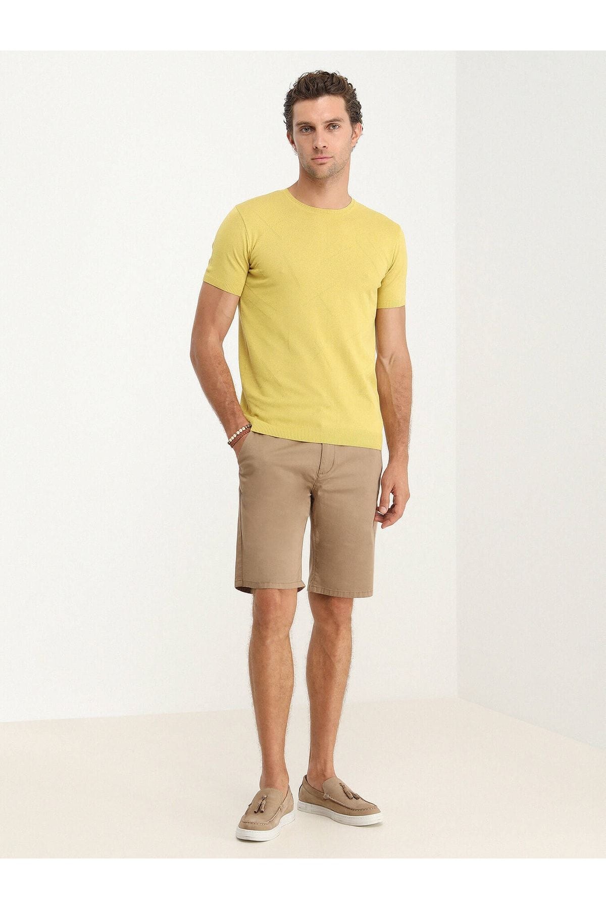 Kip Erkek Slim Fit Pamuklu Dokuma Düz Desen Normal Bel Şort İkincil görsel
