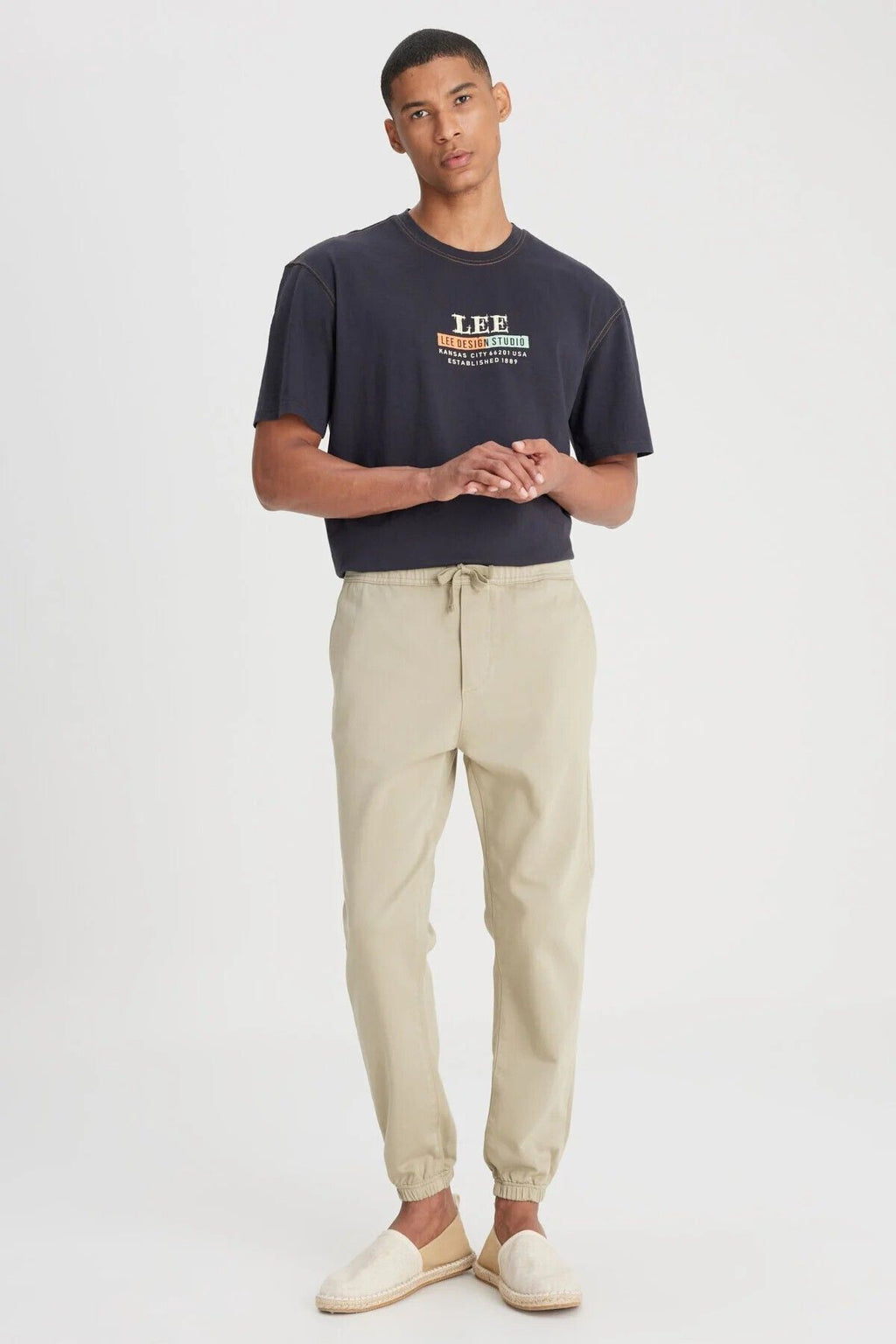 Lee Erkek Minimalist Jogger Pantolon - Rahat & Şık Günlük