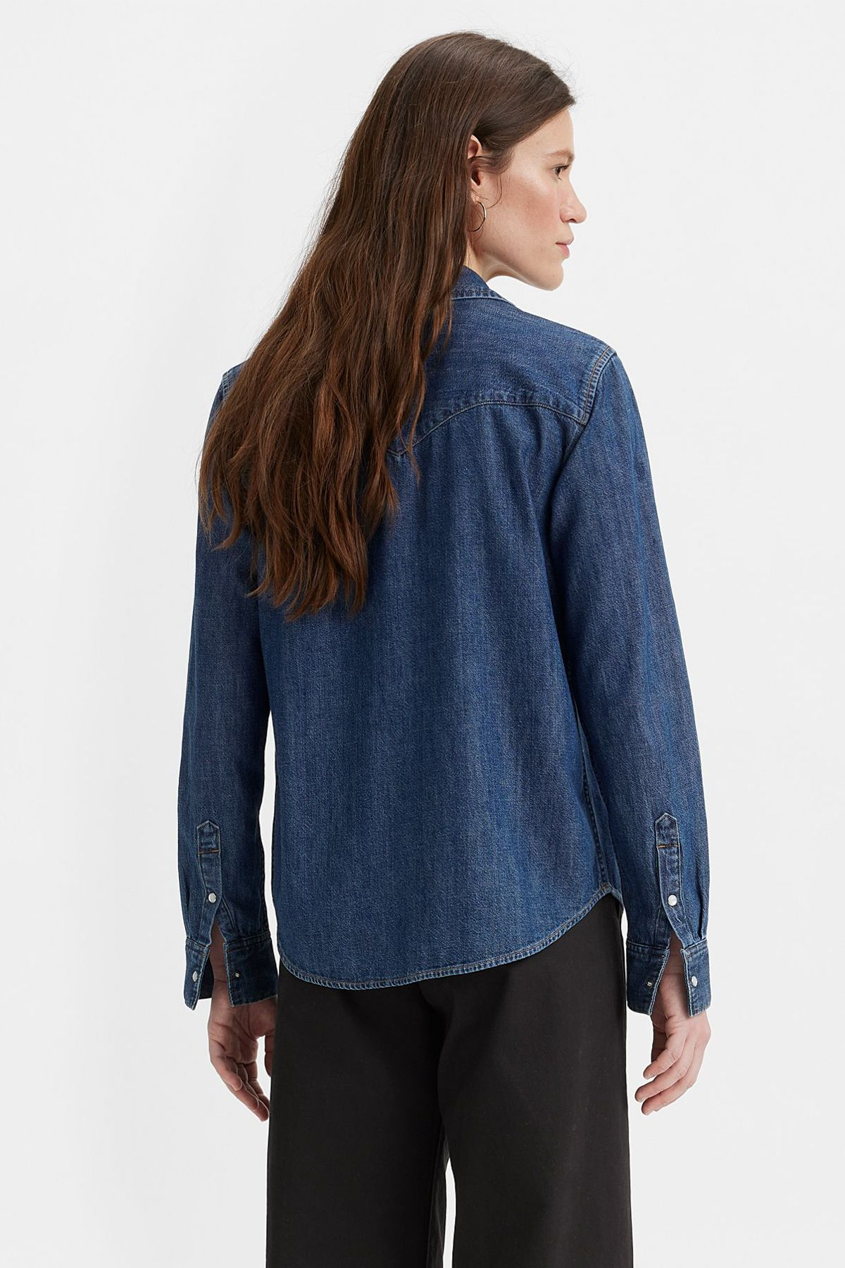 Levi's Oversize Uzun Kol Gömlek Yaka Kadın Denim Gömlek Translation missing: ar.content.product_image_secondary