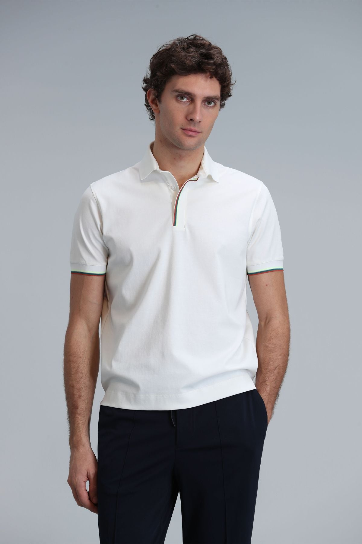 Lufian Minimalist Polo Yaka Kısa Kol Erkek T-Shirt - Günlük & Şık Translation missing: tr.content.product_image_secondary