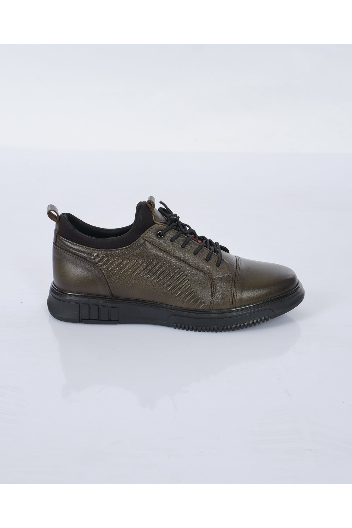 Marco Rossi Minimalist Deri Erkek Sneaker - Rahat ve Şık Günlük Ayakkabı