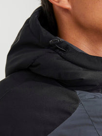 Jack&Jones Minimalist Oversize Kapüşonlu Erkek Kışlık Mont