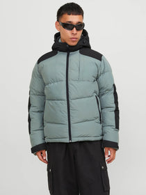 Jack&Jones Minimalist Oversize Kapüşonlu Erkek Kışlık Mont