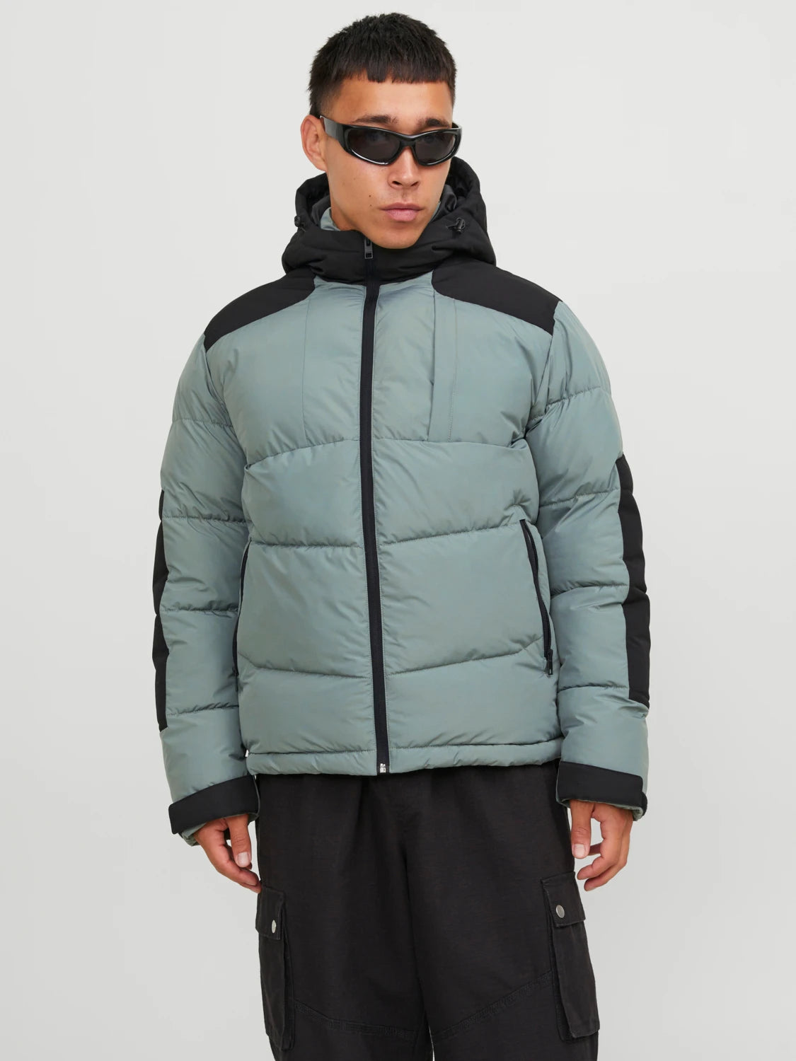 Jack&Jones Minimalist Oversize Kapüşonlu Erkek Kışlık Mont