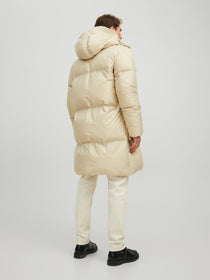 Jack&Jones Oversize Kapüşonlu Uzun Erkek Kışlık Mont - Minimalist