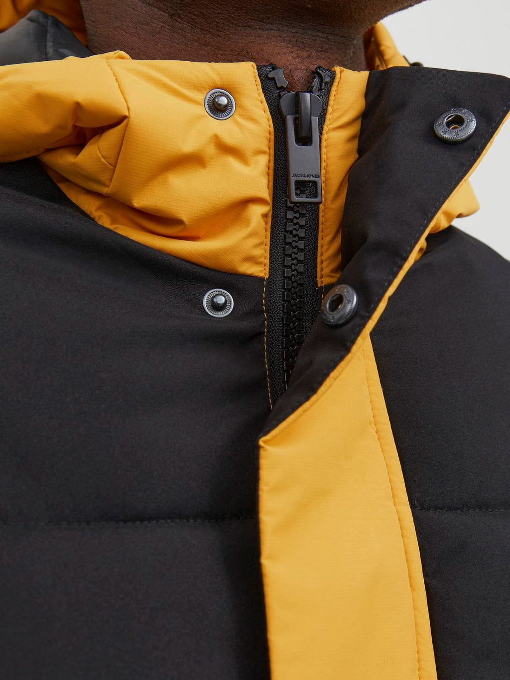 Jack&Jones Oversize Kapüşonlu Şişme Mont - Günlük Kullanım